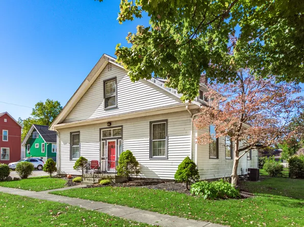 108 S 7th St, Hebron, OH 43025