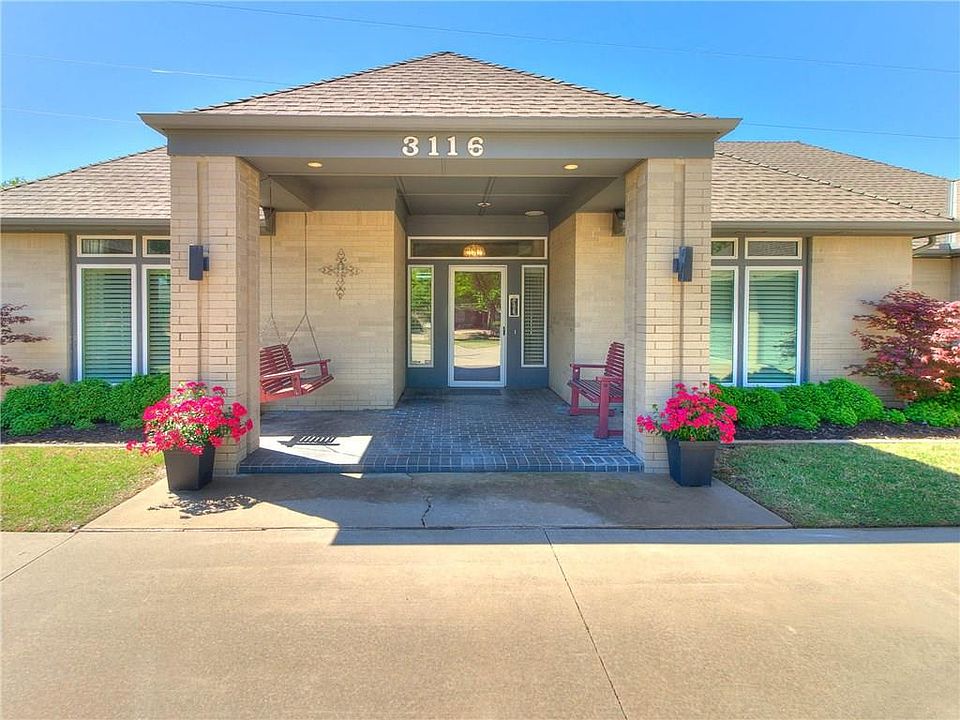 1st image of 3116 Rosewood Ln