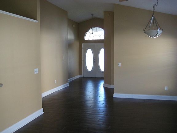 5th image of 3131 Erskine Dr