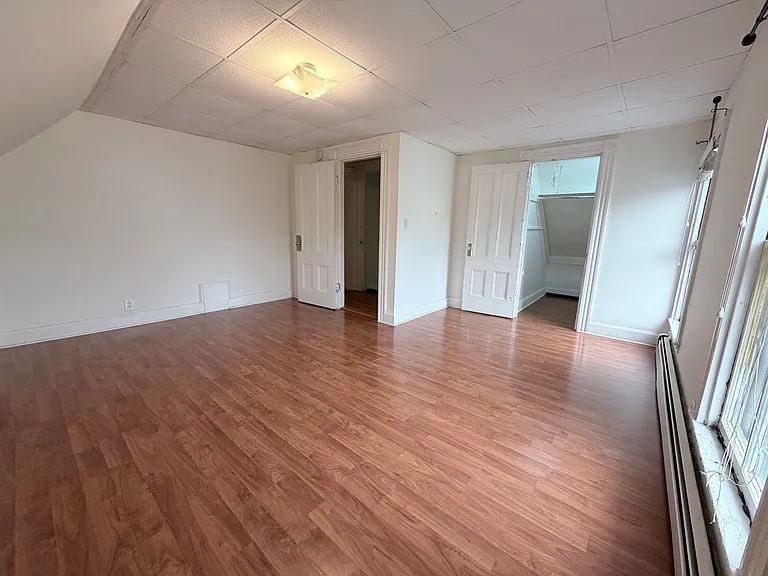 38 Glenwood St #3 — Photo 24