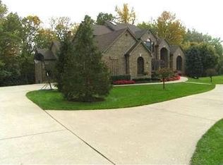 230 Country Club Ln, Springboro, OH 45066