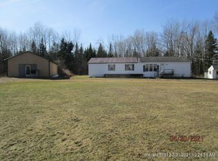 381 W Corinth Rd, Corinth, ME 04427