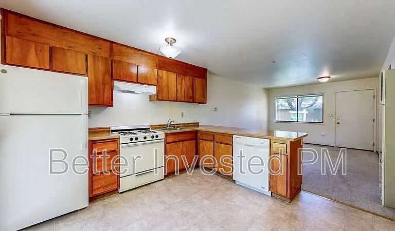 5222 Fulton Rd #7 — Photo 14
