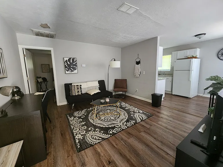 917 Oakview Ave — Photo 65