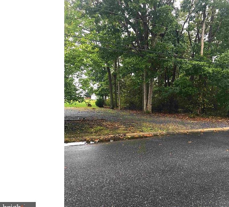 2nd image of 11 Horton Ave