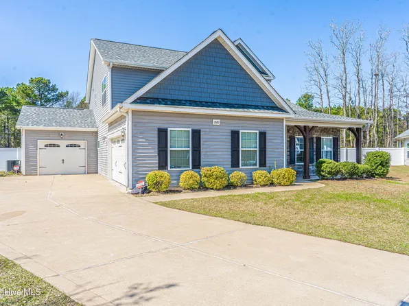 2620 Highpoint Court, Fayetteville, NC 28304