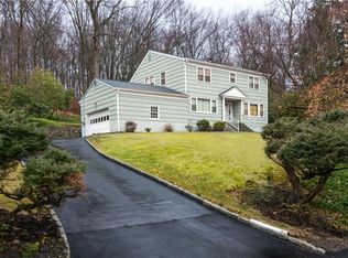 20 Hunting Ridge Rd, Chappaqua, NY 10514