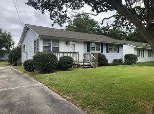 634 W Broad St, Swansboro, NC 28584