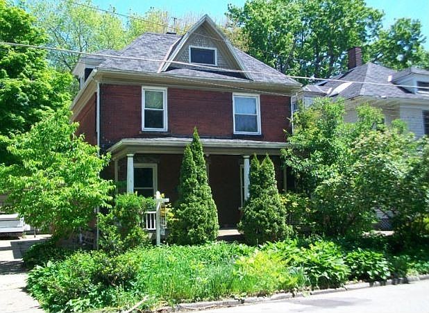 1st image of 915 Liberty St #P611