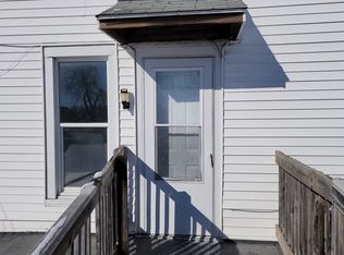 720 18th Ave #4, Moline, IL 61265