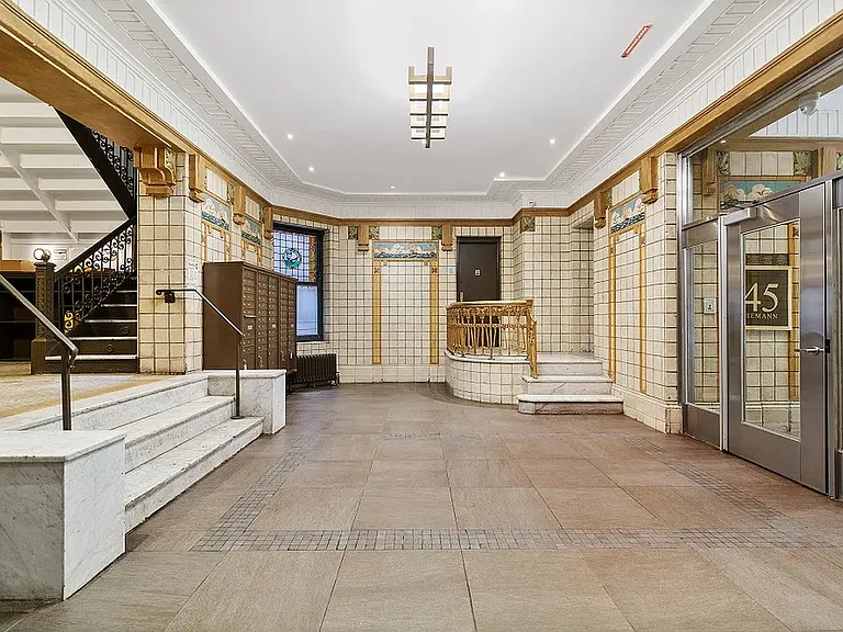 45 Tiemann Pl #4F — Photo 7