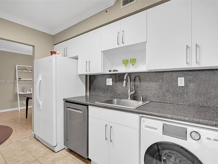 2501 S Ocean Dr #1618 — Photo 16