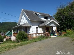 1126 Mill St, Raymond, WA 98577