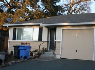 3959 Sumner Ln, Santa Rosa, CA 95405