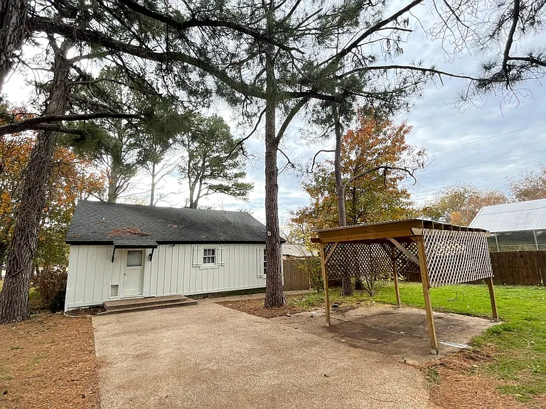 3210 Johnson Rd — Photo 9