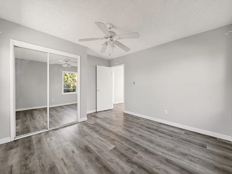 15053 Howellhurst Dr #1/2 — Photo 6