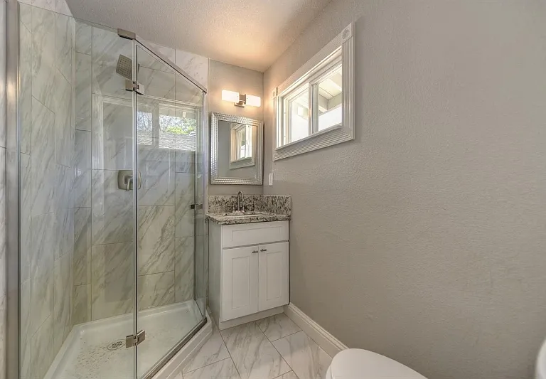 7024 Woodmore Oaks Dr #B — Photo 11
