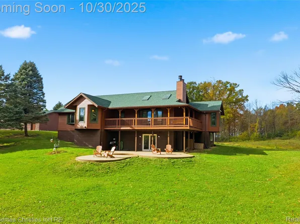 4750 Thomas Rd, Metamora, MI 48455