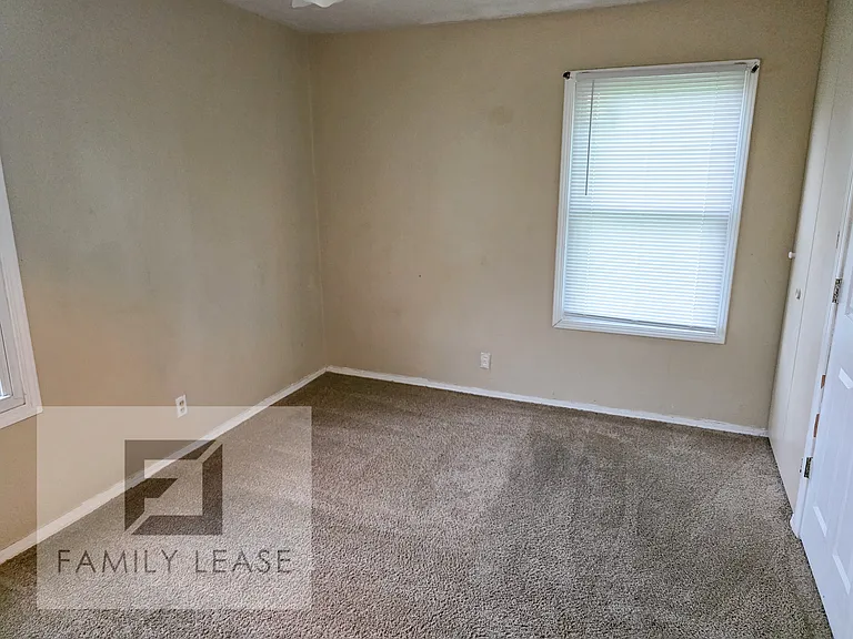 903 Saint Matthew Dr — Photo 21