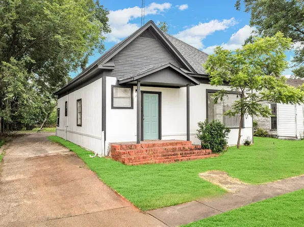 809 Martin Luther King Jr Blvd, Corsicana, TX 75110