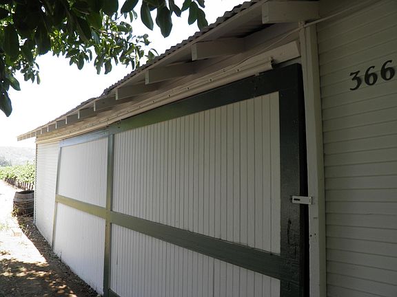 Large Garage and Storage area (detached)