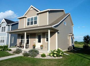 1479 Wild Iris St, Sun Prairie, WI