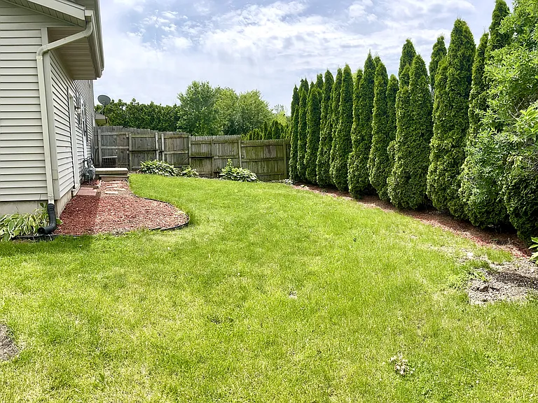 1211 Windwood Ln — Photo 18