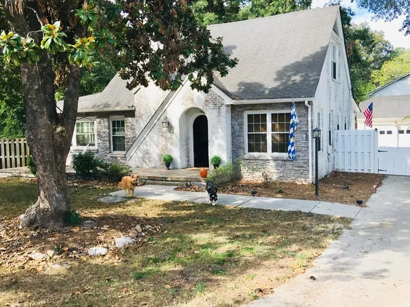 902 W Walnut Ave, Dalton, GA 30720