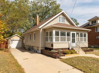 425 7th St NW, Rochester, MN 55901