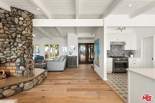 32054 Pacific Coast Hwy — Photo 24