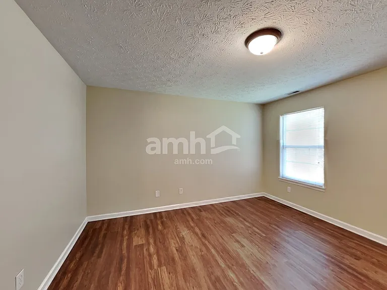 8420 Brook Pointe Ct — Photo 9