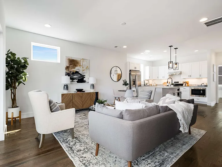 1806 Lischey Ave #1 — Photo 3