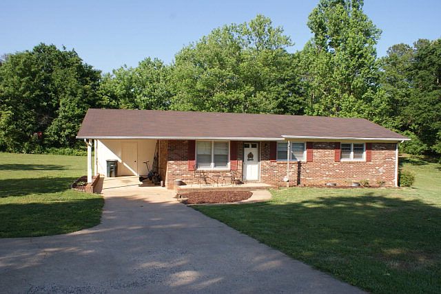 1st image of 128 Woodhill Dr