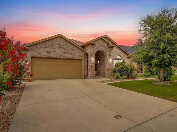 1221 Scott Dr, Weatherford, TX 76087