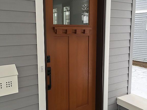 2nd image of 31 River Heights Dr