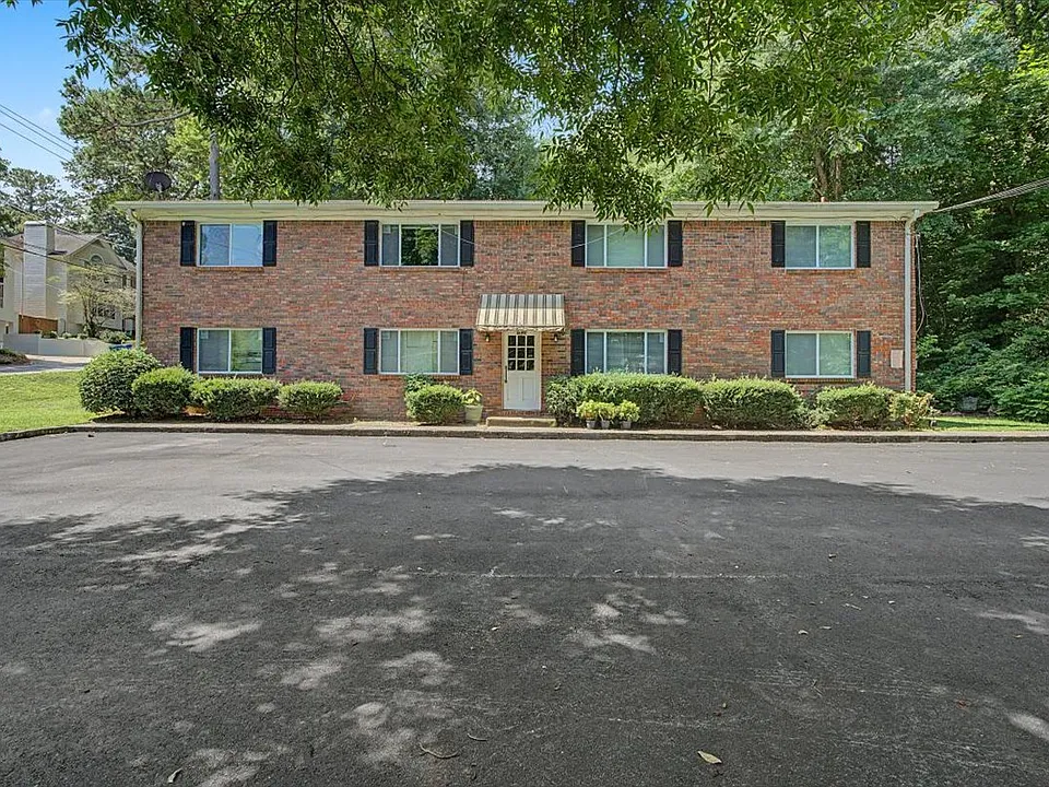 2430 Coosawattee Dr NE #B
