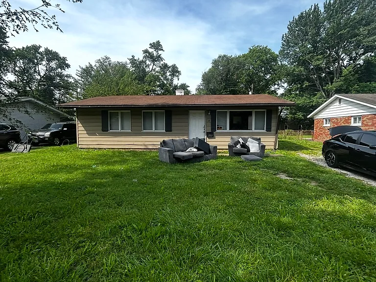 13 Drexel Dr — Photo 1