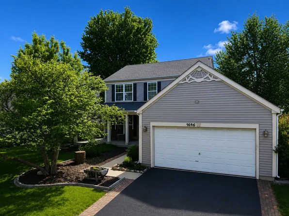 1646 Gleneagle Dr, Carpentersville, IL 60110
