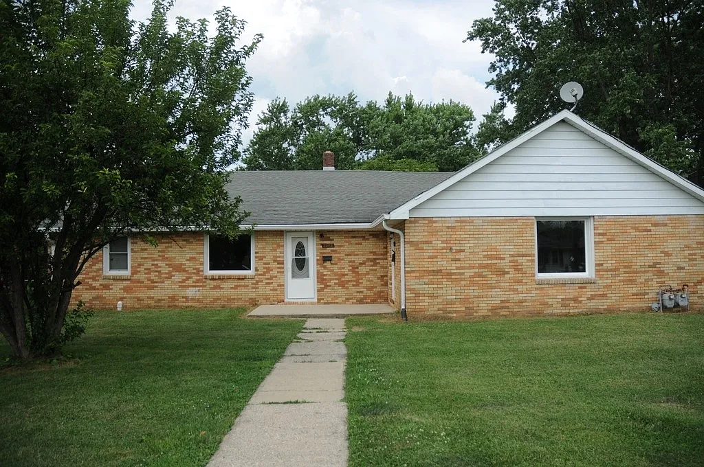 2202 Q Ave photo 1