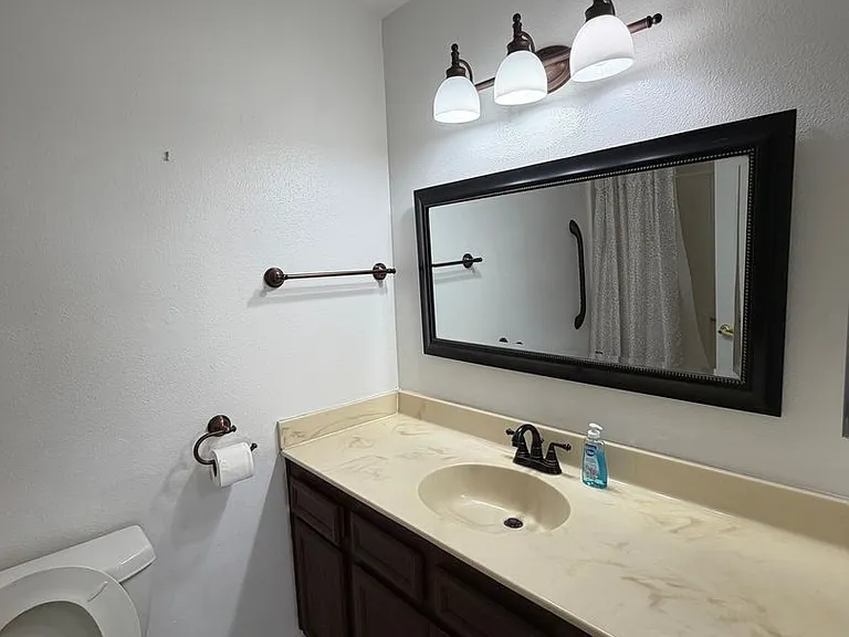 4309 Rosewall St — Photo 21