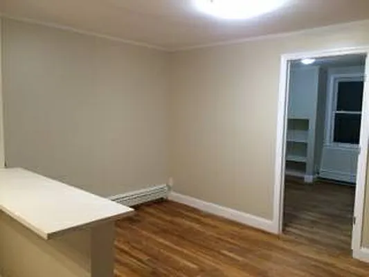 Rented by BuySell Real Estate Inc | media 29