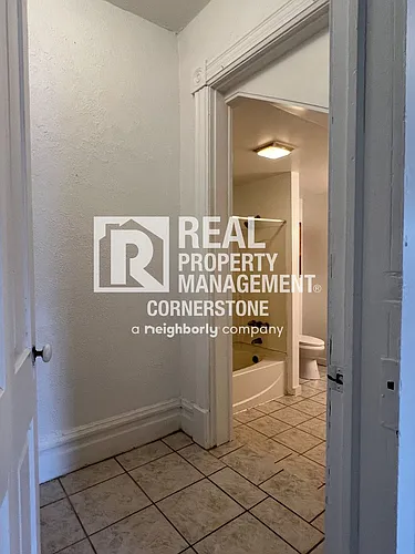 603 W Vine St #4 Photo 1