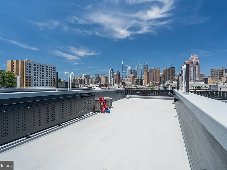 1432 Clymer St #3 — Photo 20