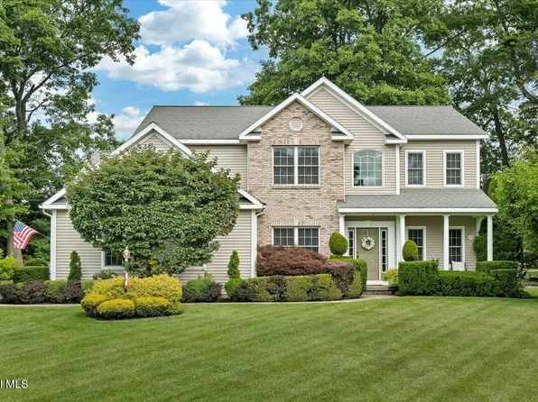 33 Praise Lane, Glenville, NY 12302