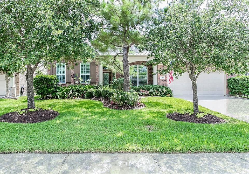 1st image of 12019 Badlands Bend Ln