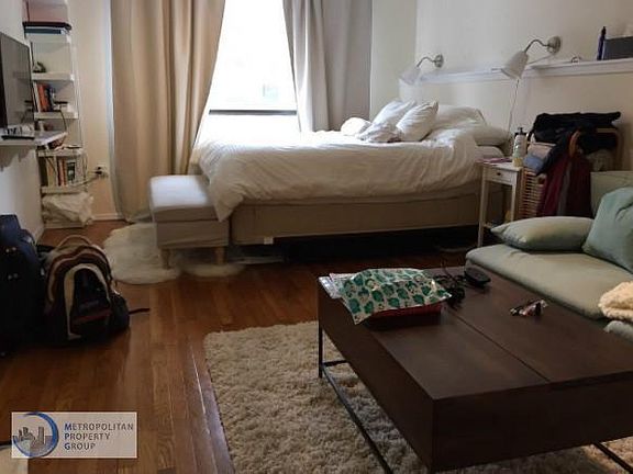 5th image of 210 E 29th St APT 01C