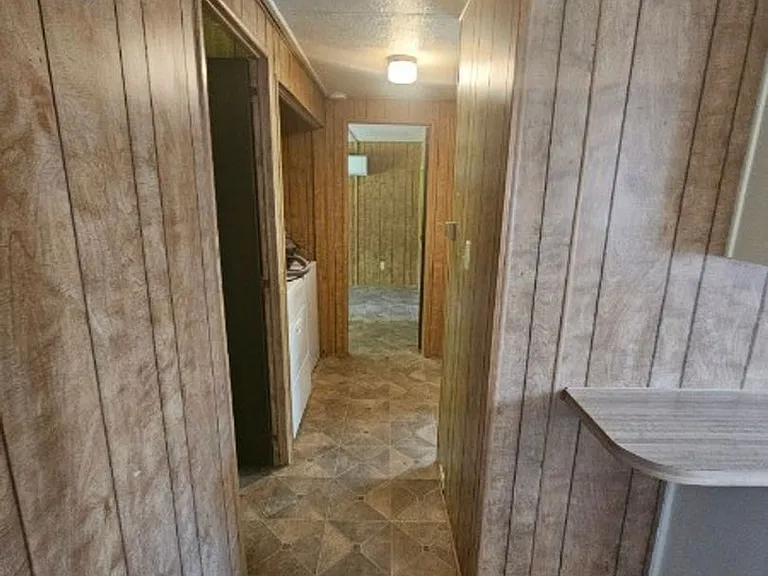 571 Clover Dr #B — Photo 6