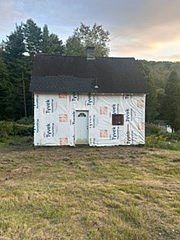3rd image of 130 Charlemont Rd