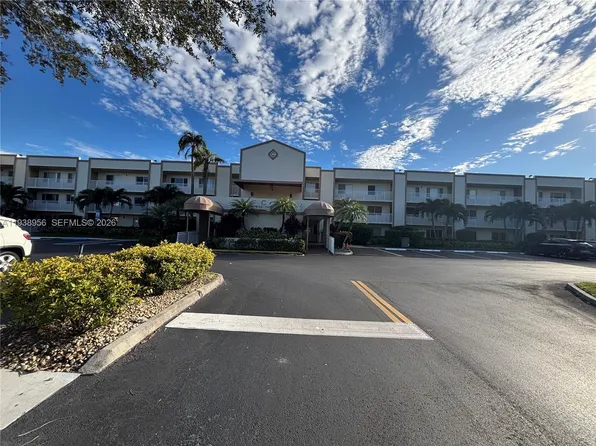 7120 S Devon Dr #110, Tamarac, FL 33321