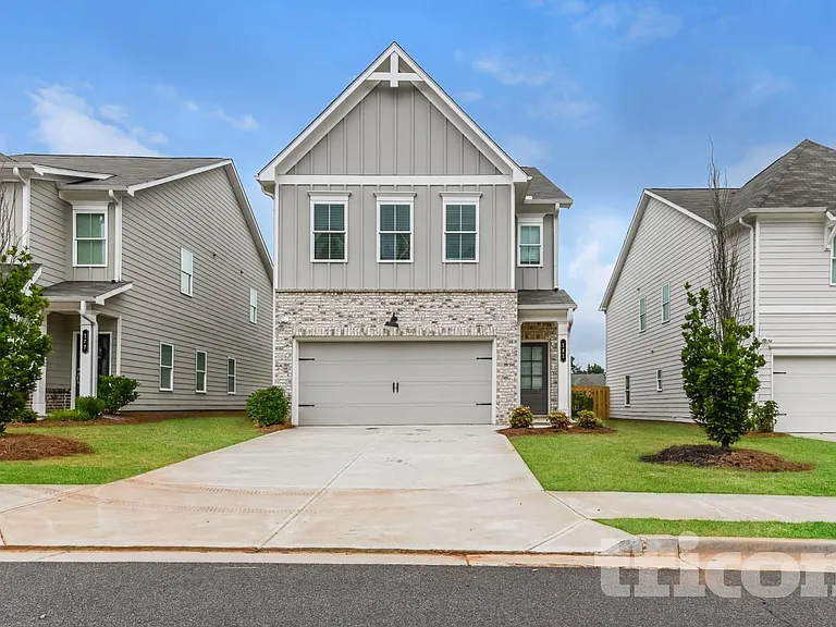 181 E Ridge Way — Photo 1